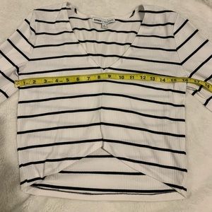 Olivia Culpo Striped Cropped Hi-Lo Tee in M